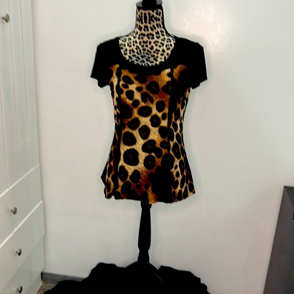 Darling knit top animal print